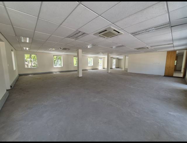 606M² OFFICE TO LET IN SANDTON CENTRAL